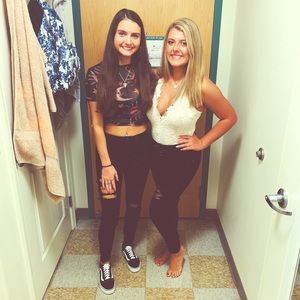 Meet your Posher, Michaela